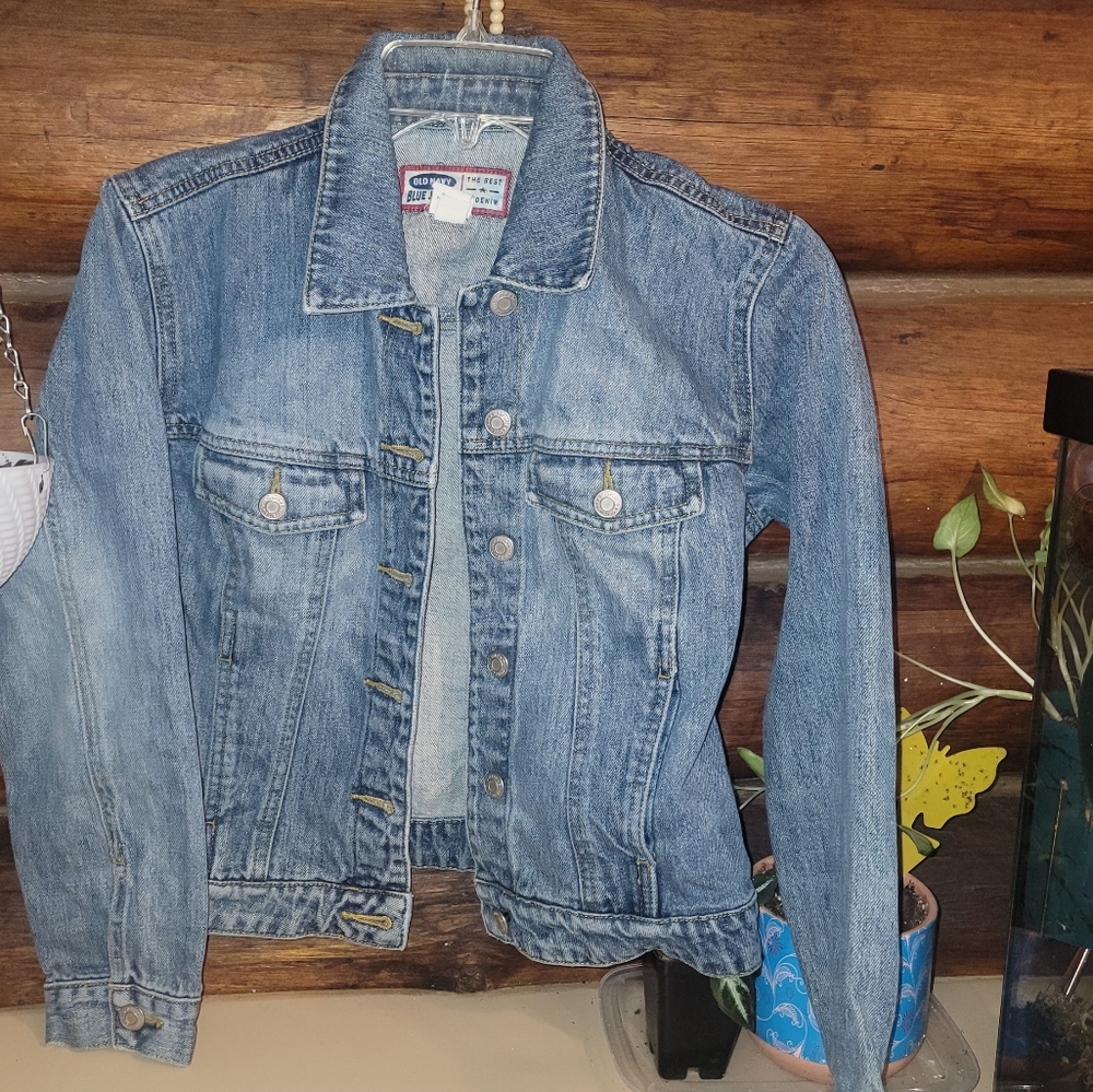 Old Navy Kids XS Jean Jacket. Unisex